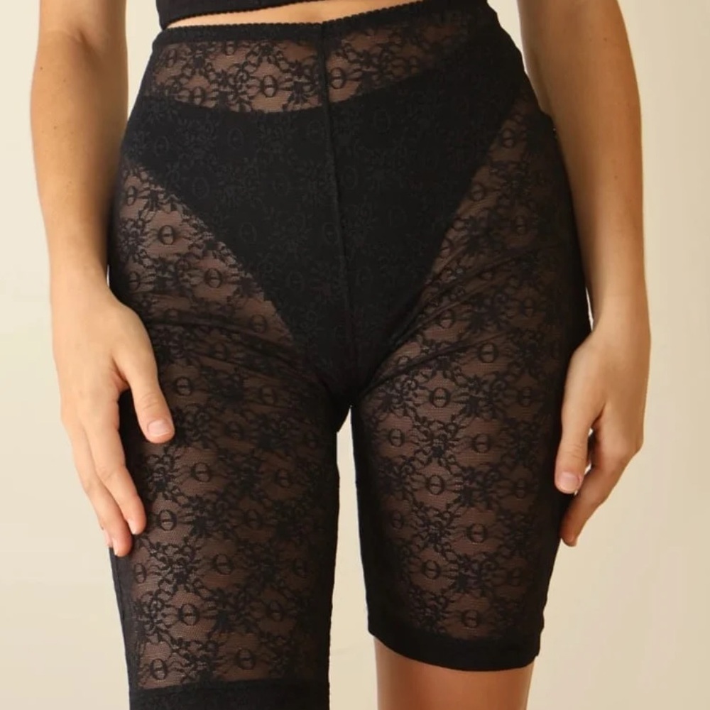 The Great Eros sheer bike short in black xs
